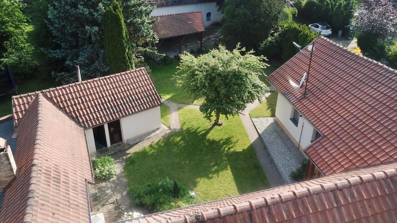 Chalupa Luznice Тршебонь Экстерьер фото